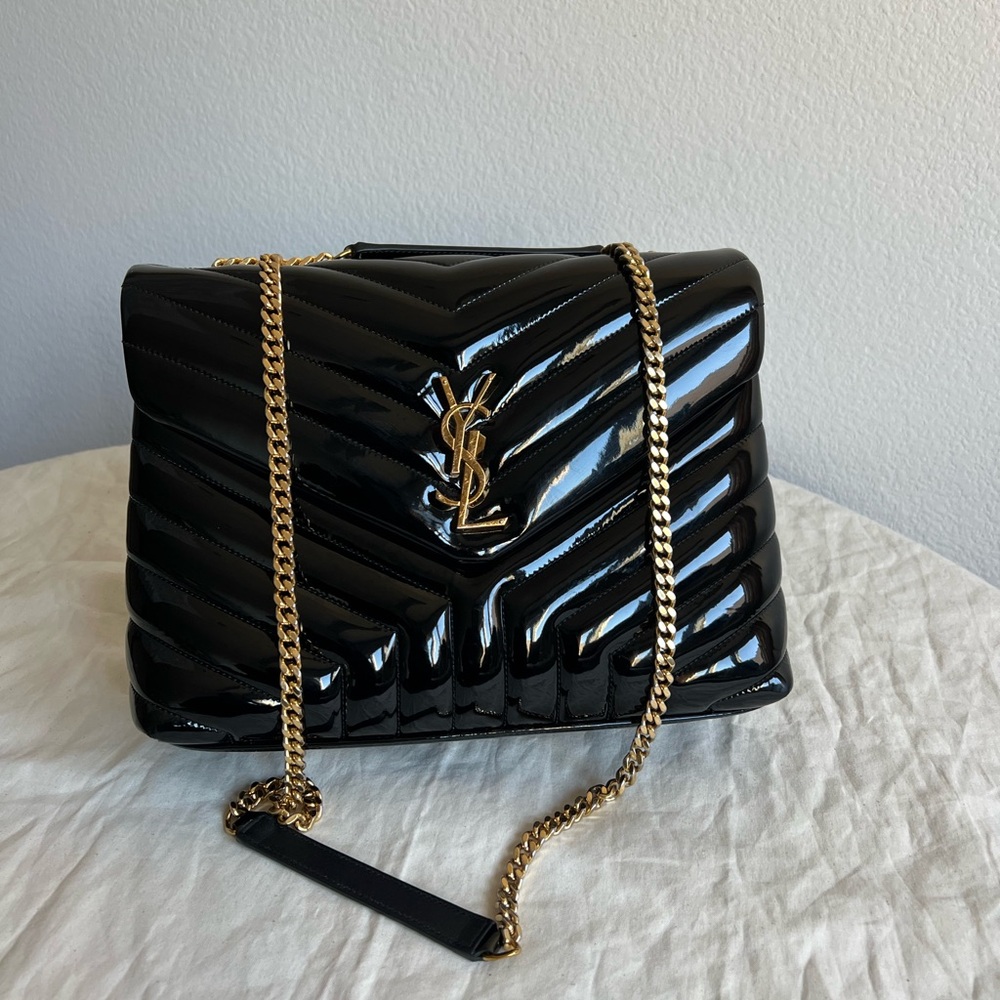 SAINT LAURENT Patent Y Quilted Monogram Medium Loulou Chain Satchel Black